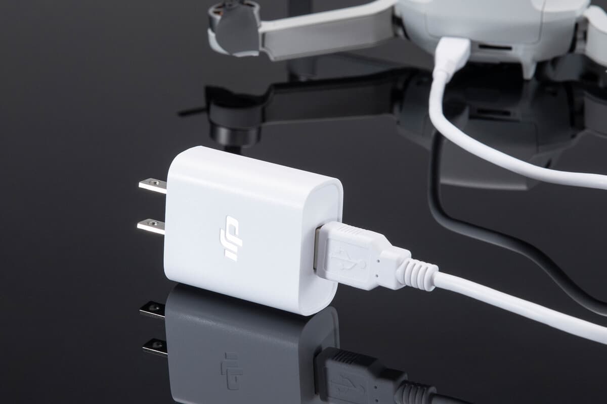 eVerse-DJI-18-W-USB-Charger-1